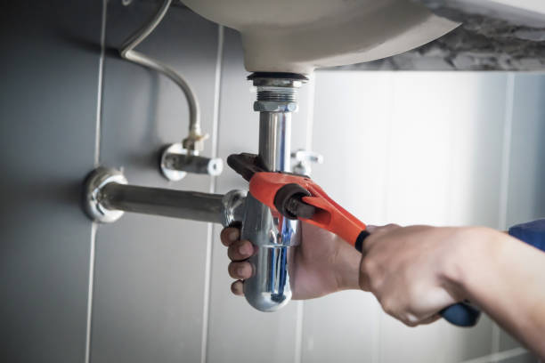 Best Emergency Plumber  in Navarre, OH